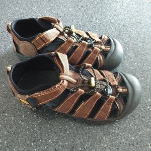 Boys Keen Shoes